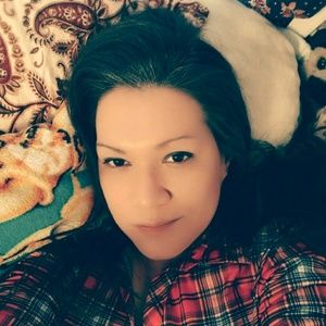 Meet your Posher, Cassandra